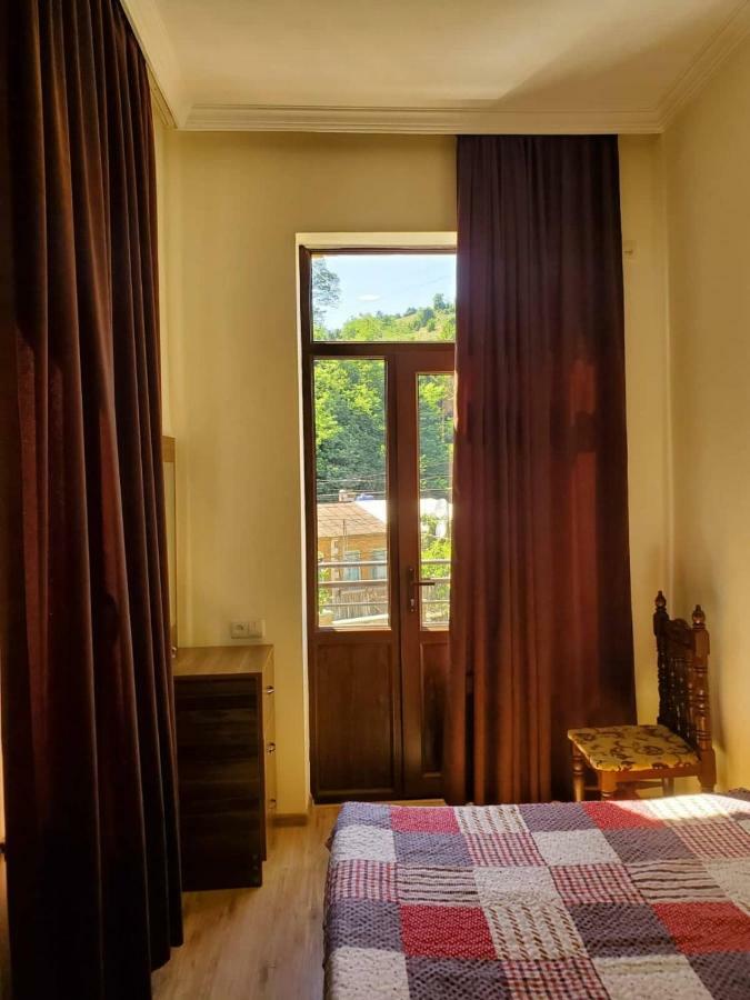 Hostel Family Κουτάισι Εξωτερικό φωτογραφία