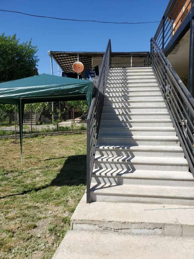 Hostel Family Κουτάισι Εξωτερικό φωτογραφία